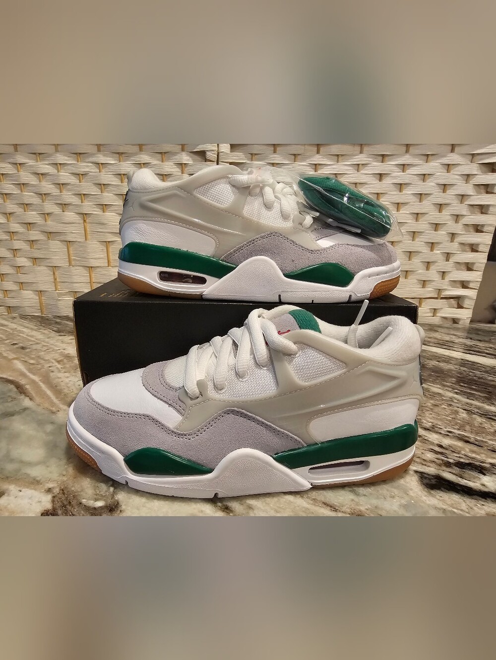 New Air Jordan 4 RM (GS) Kids 4.5Y White/Green/Gray FQ7938-103 Box/No Lid